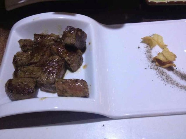 蒜香铁板牛肉粒