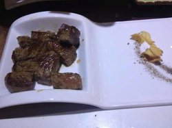 蒜香铁板牛肉粒