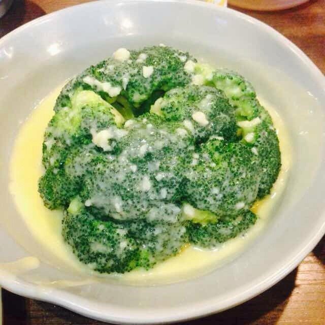 蒜蓉牛油西兰花