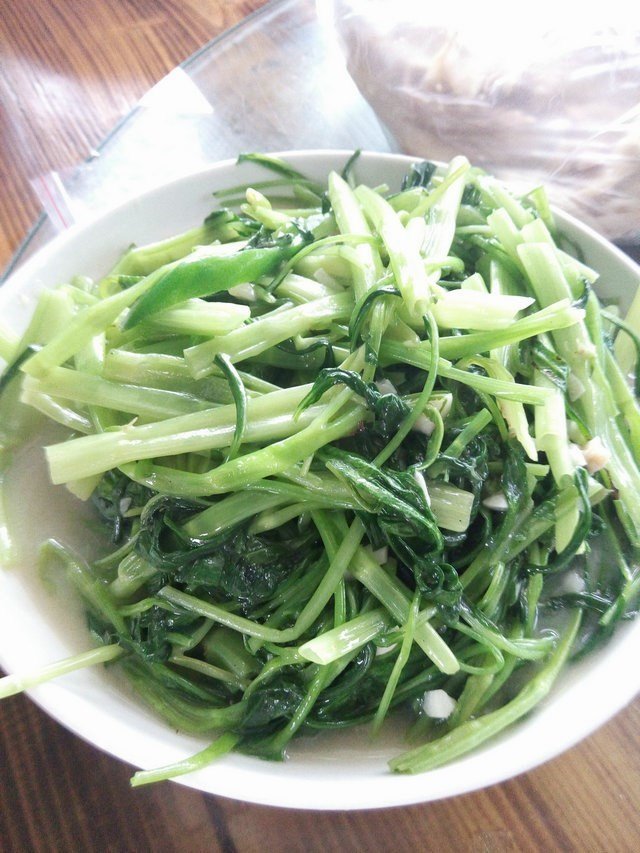 盐水菜心