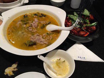 酸汤肥牛
