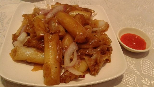炒猪肠粉