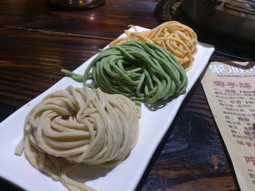三色面