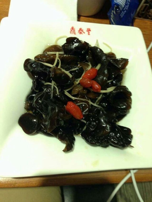 凉拌木耳