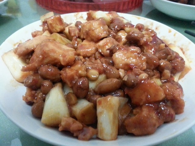 宫爆鸡球