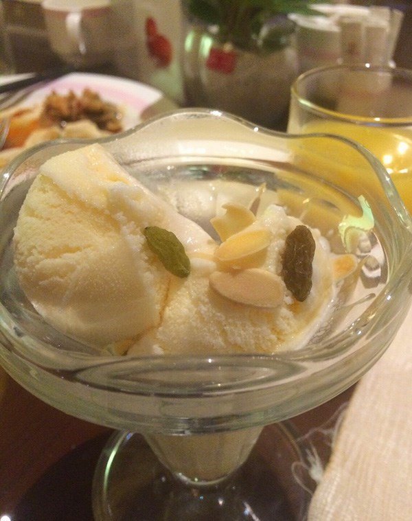 酸奶冰淇淋