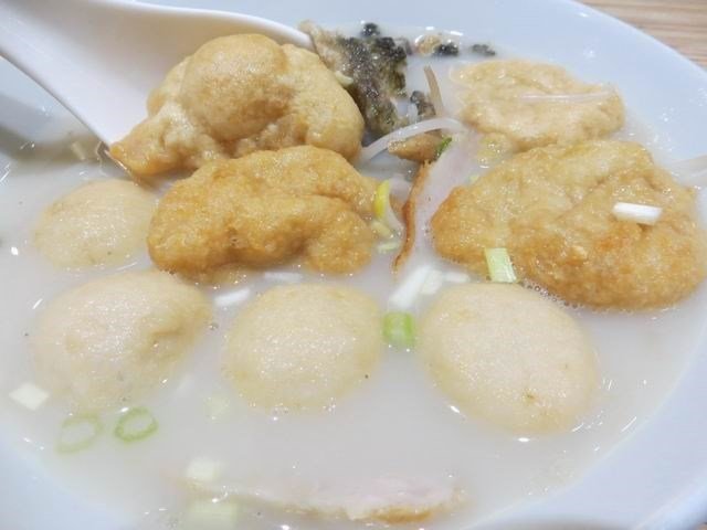 超级多料，鱼腐还有少许脆，惊喜。