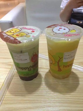 抹茶红豆奶茶 - 东门的快乐柠檬