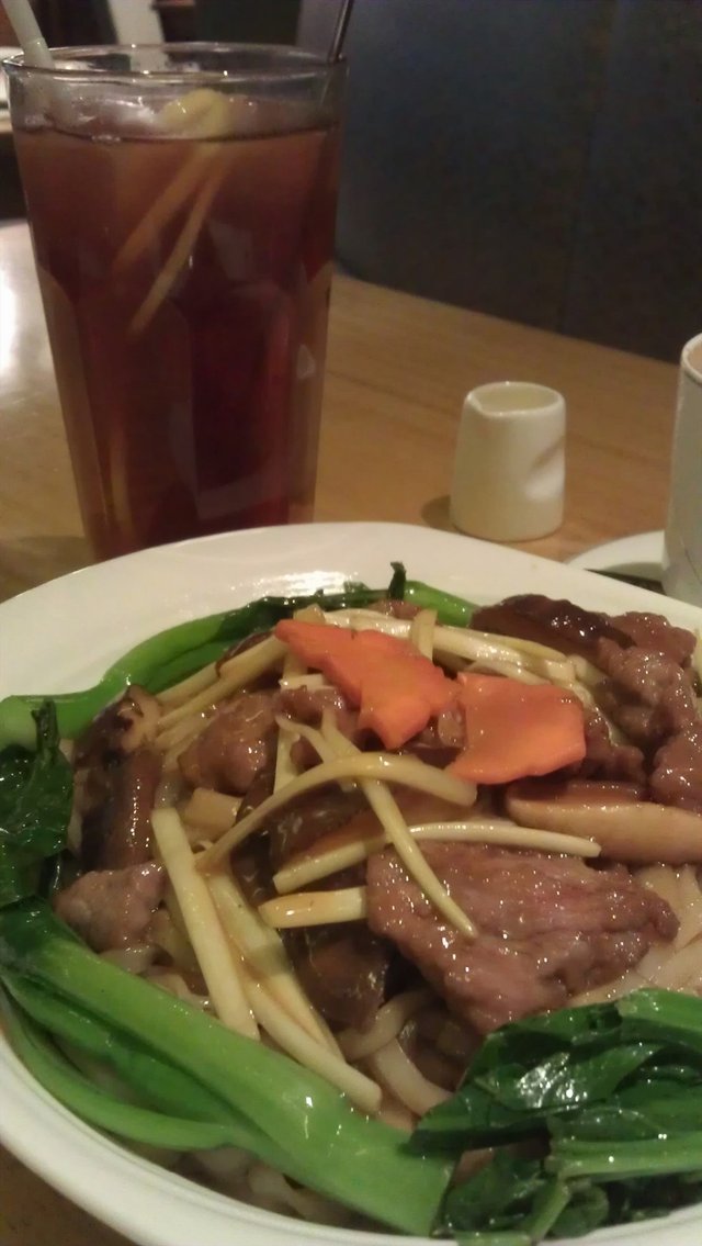 湿炒牛河