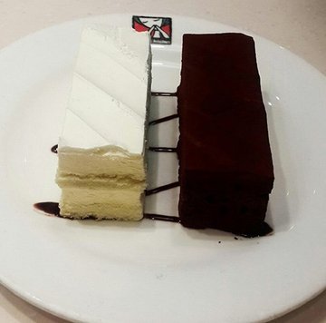 黑白布朗尼