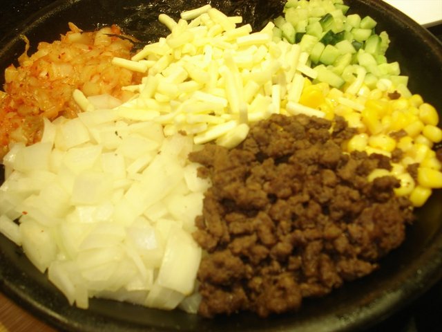 芝士石锅拌饭