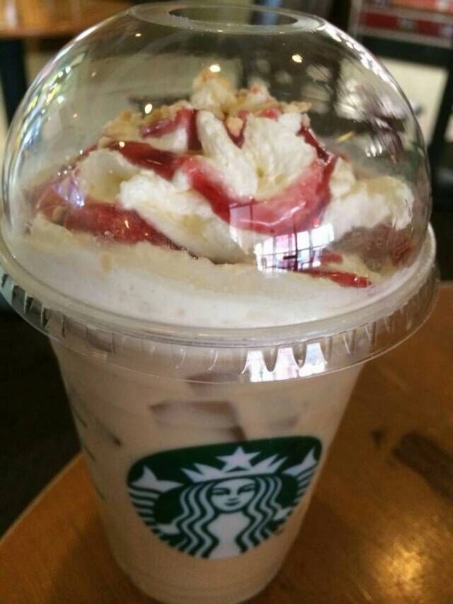 樱桃曲奇白摩卡