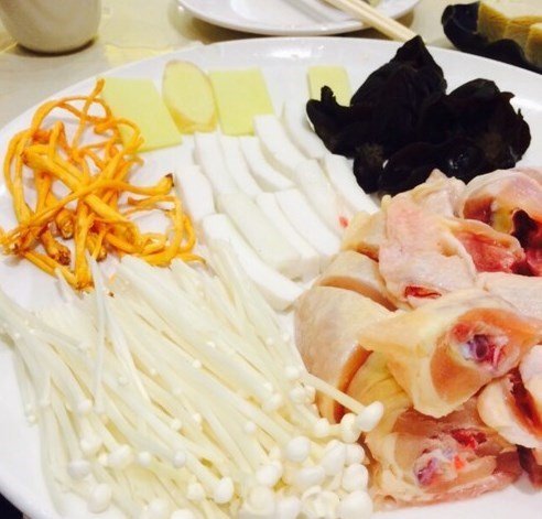 虫草花椰子鸡窝火锅套餐