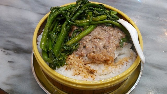 肉饼饭