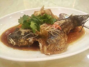 豉汁蒸鲈鱼