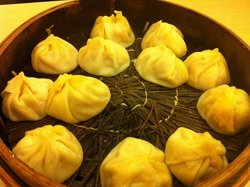蟹粉肉汤包