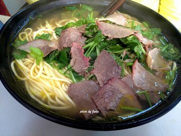 牛肉拉面