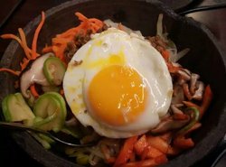 石锅拌饭