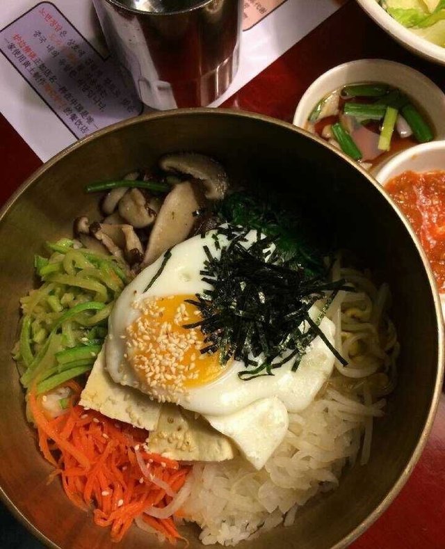 石锅拌饭