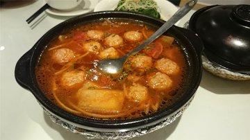 西红柿煮圆子