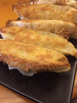 鱿鱼馅儿锅贴