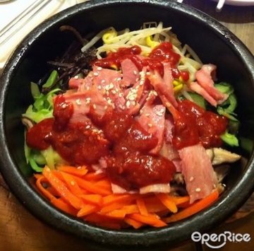 培根石锅拌饭