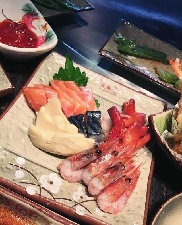 三文鱼刺身