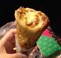 卷筒披萨