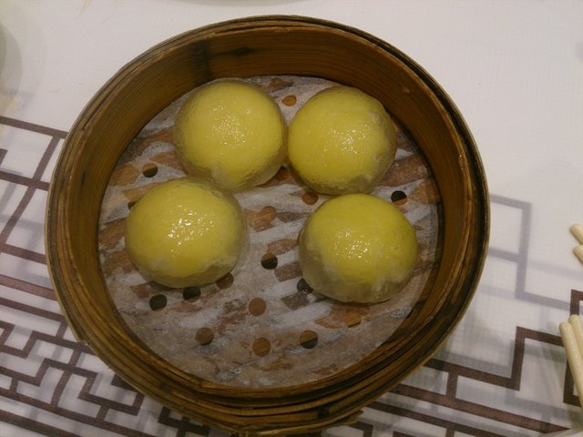 奶黄水晶球