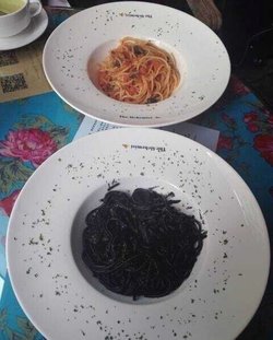 墨鱼汁意面