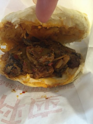 麻辣羊肉肉夹馍