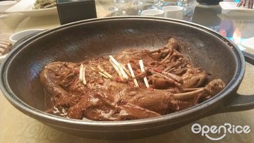 锅仔鸭肉