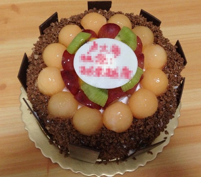 巧克力水果夹心蛋糕