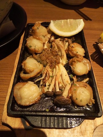 牛油焗扇贝