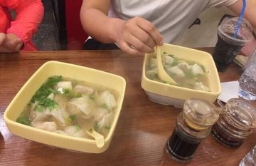 虾仁鲜肉馄饨