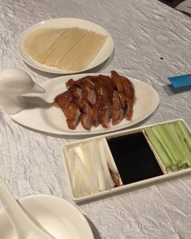 片皮鸭