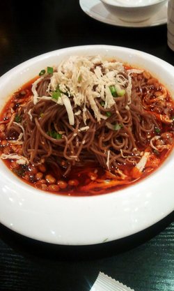 鸡丝荞面