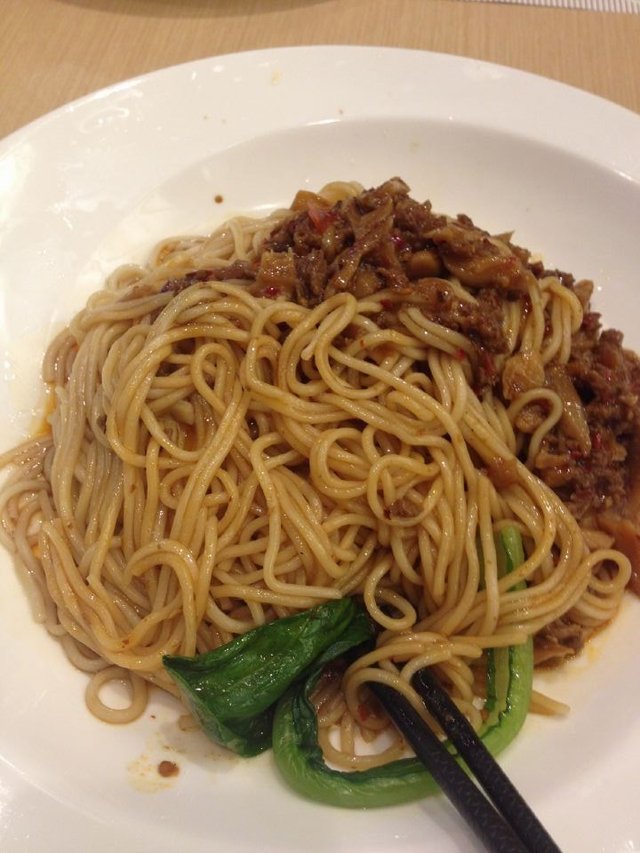肉酱面