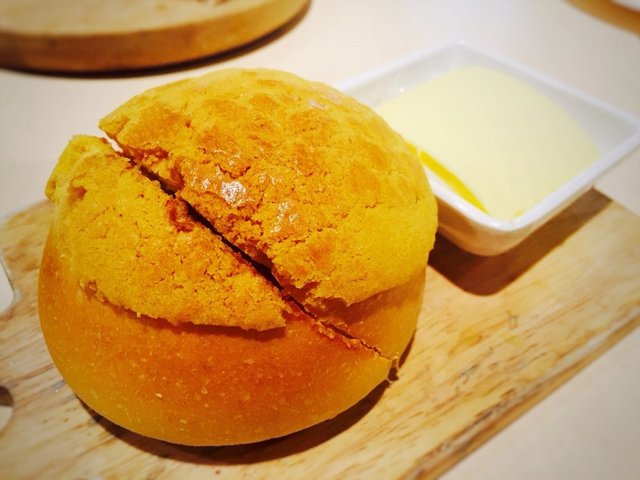 mini菠萝油