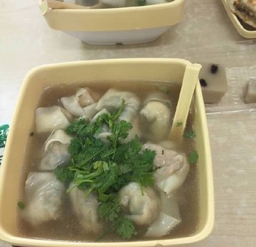 荠菜鲜虾馄饨