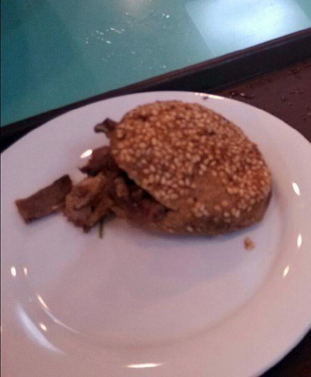 烧饼夹肉