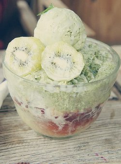 抹茶红豆沙冰