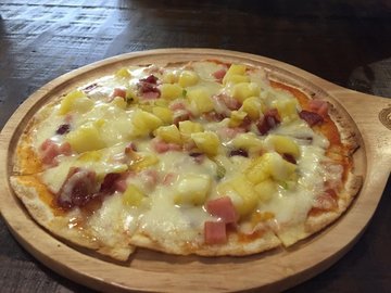 薄饼披萨