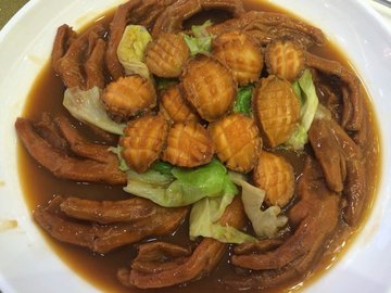 鲍鱼烩鸭掌