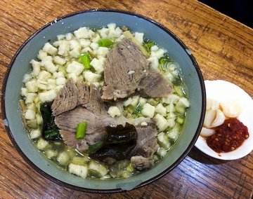 牛肉泡馍