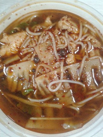 鸡肉竹笋米线