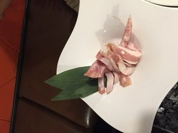 猪颈肉  30元