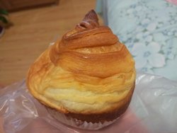 奶香酥皮面包