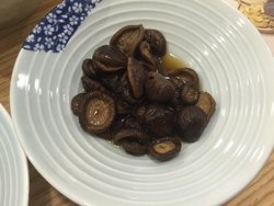 卤水金钱菇