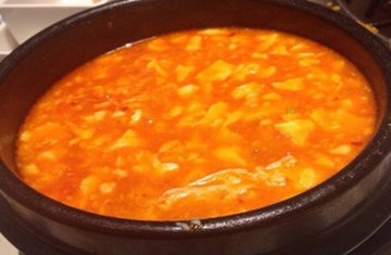 蛤蜊豆腐汤